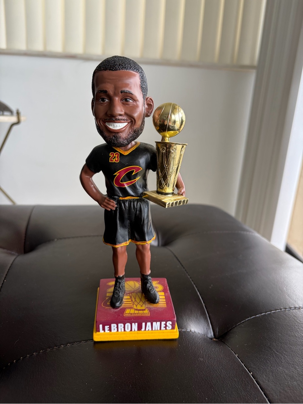 Forever Collectibles LeBron James 2016 NBA Championship Bobblehead Cavs FOCO 312